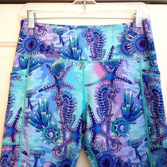 Constantly Varied Gear CVG Cropped Leggings Coral Reef Print Seahorse Starfish M - Picture 5 of 8